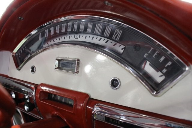 1957 Ford Fairlane 500 Skyliner