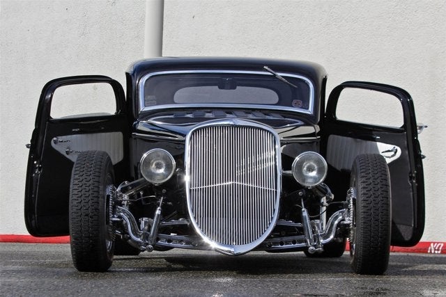 1934 Ford 3-Window Coupe Hot Rod