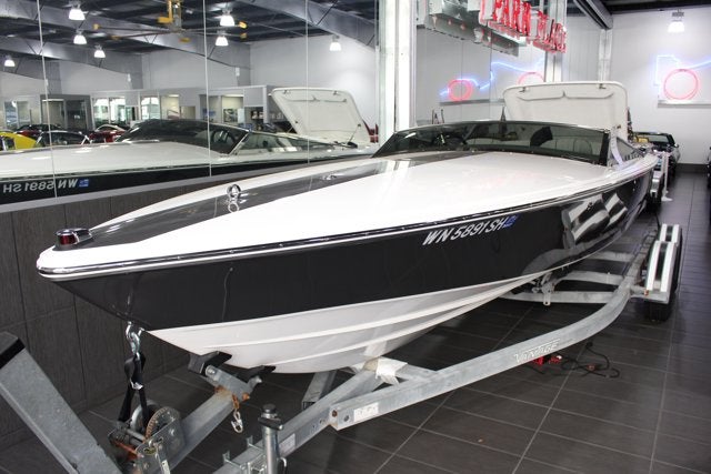 1995 Donzi Classic 22' Speedboat