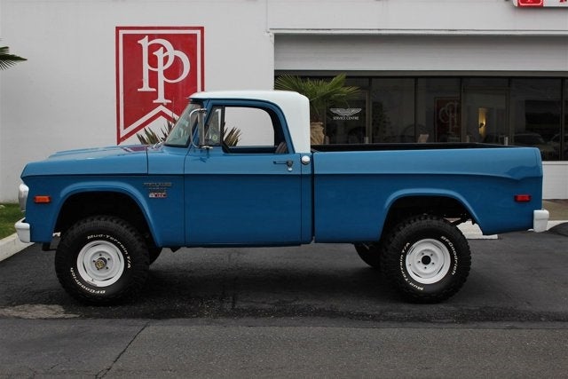 1970 Dodge Sweptline Power Wagon 4x4