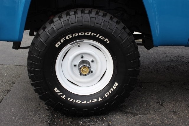 1970 Dodge Sweptline Power Wagon 4x4