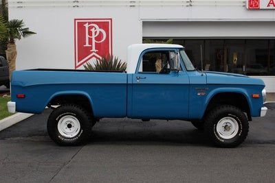 1970 Dodge Sweptline Power Wagon 4x4