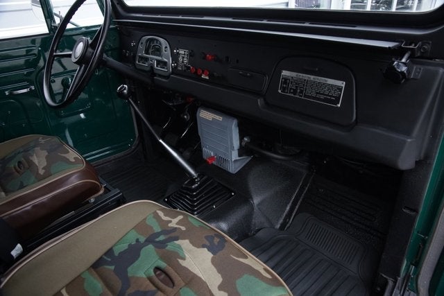 1969 Toyota FJ40 SUV