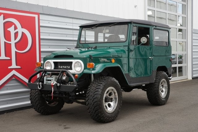 1969 Toyota FJ40 SUV