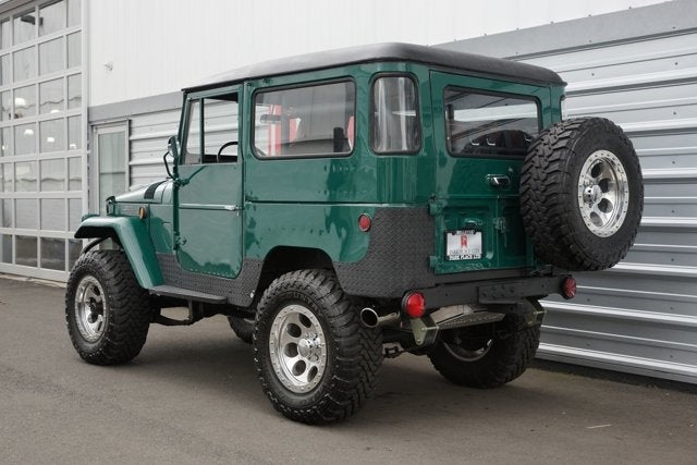 1969 Toyota FJ40 SUV