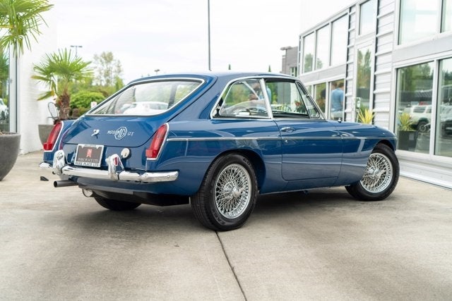 1967 MG B GT Base