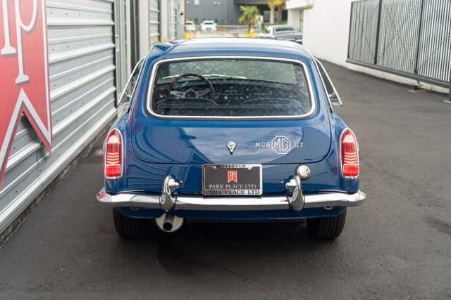 1967 MG B GT Base