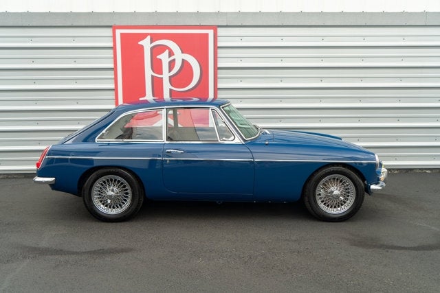 1967 MG B GT Base