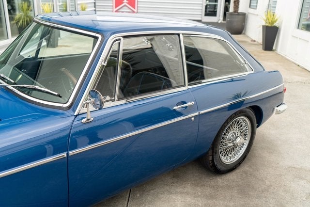 1967 MG B GT Base