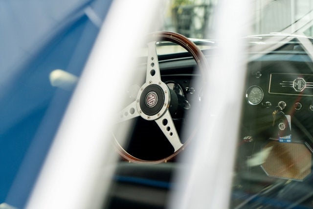 1967 MG B GT Base