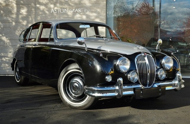 1960 Jaguar MK II Saloon