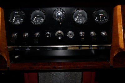 1960 Jaguar MK II Saloon