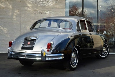1960 Jaguar MK II Saloon