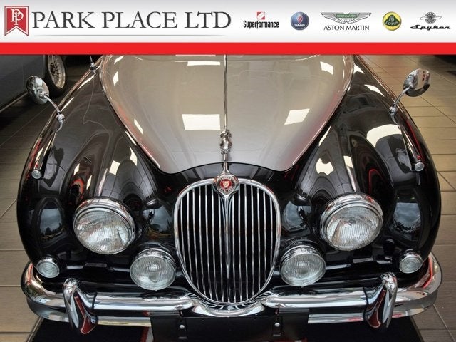 1960 Jaguar MK II Saloon