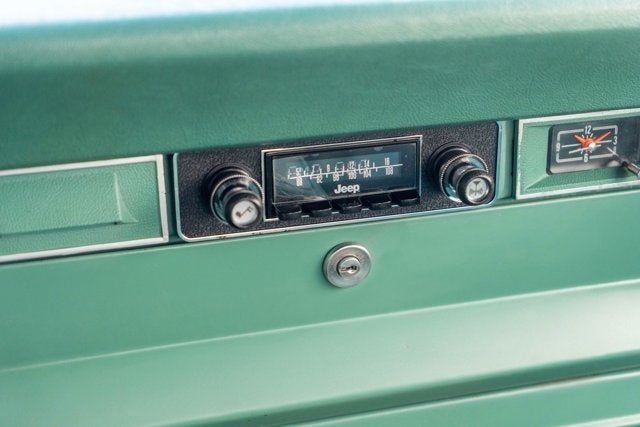 1976 Jeep Wagoneer Base