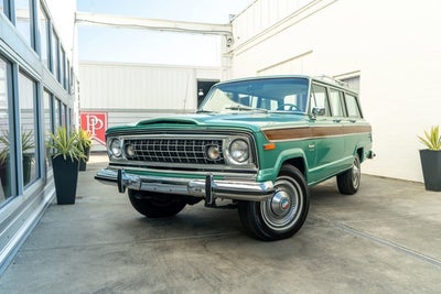 1976 Jeep Wagoneer Base