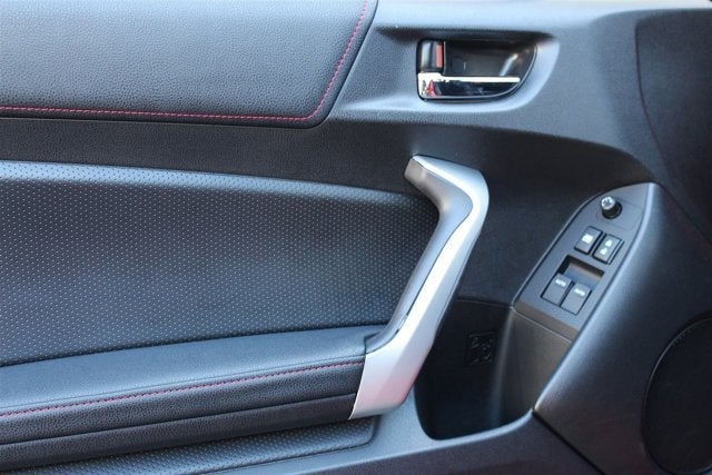 2013 Scion FR-S 2dr Cpe Man (Natl)