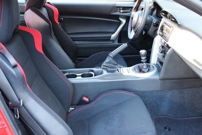 2013 Scion FR-S 2dr Cpe Man (Natl)