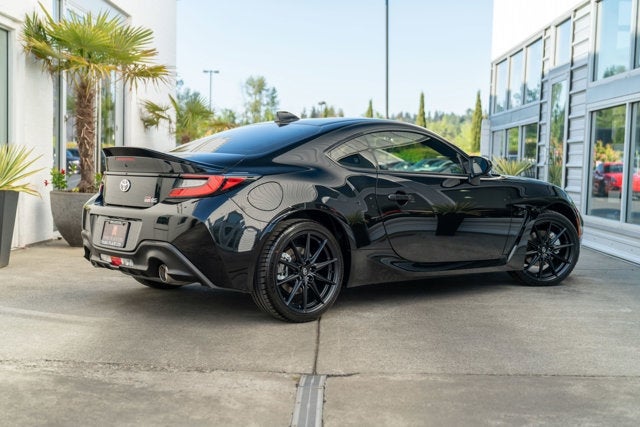 2024 Toyota GR86 Premium