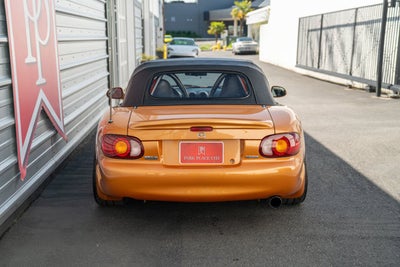 2000 Mazda Mazda MX-5 Miata Turbo
