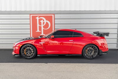 2024 Nissan GT-R Premium
