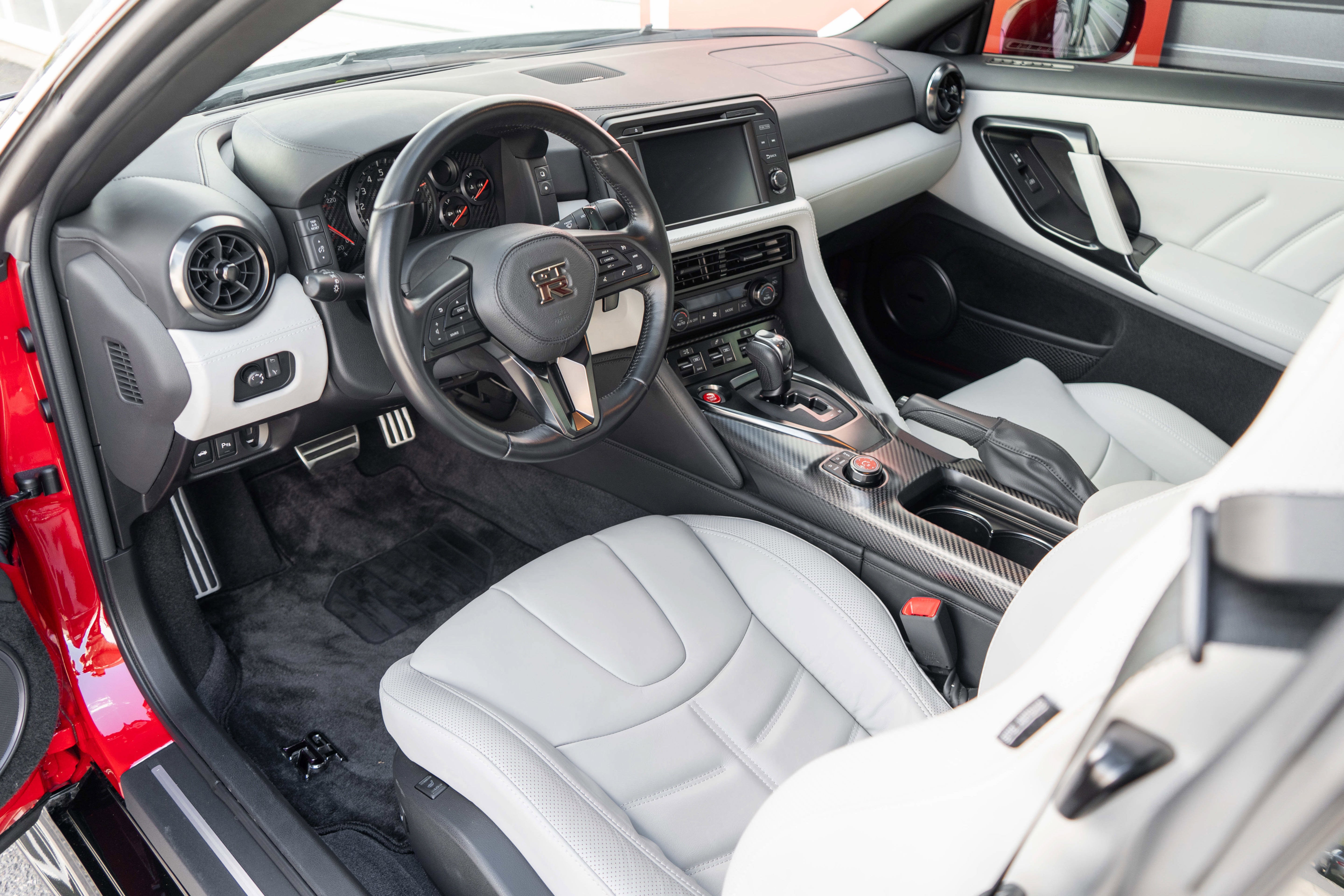 2024 Nissan GT-R Premium