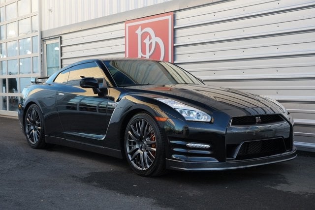 2016 Nissan GT-R Premium