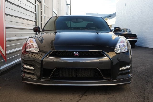 2016 Nissan GT-R Premium