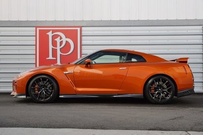 2017 Nissan GT-R Premium
