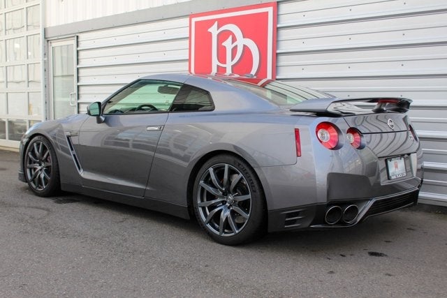 2014 Nissan GT-R Premium