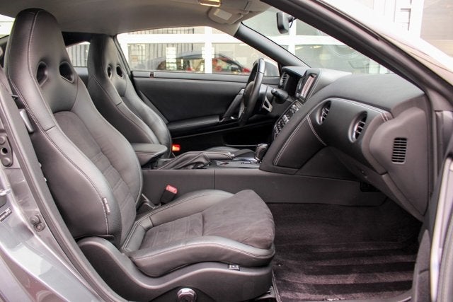 2014 Nissan GT-R Premium