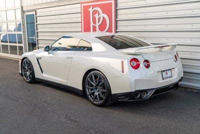 2013 Nissan GT-R Premium
