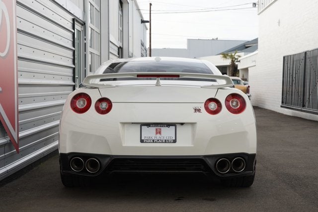 2015 Nissan GT-R Premium Pkg.