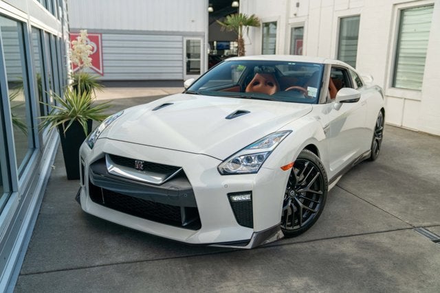 2018 Nissan GT-R Premium