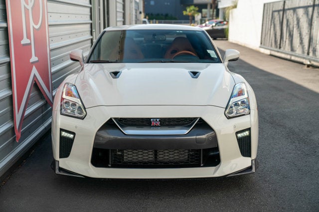 2018 Nissan GT-R Premium