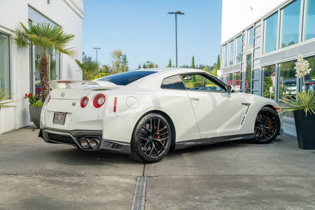 2018 Nissan GT-R Premium