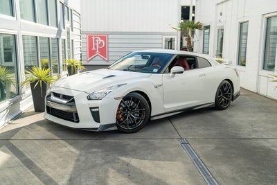 2019 Nissan GT-R Premium
