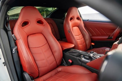 2019 Nissan GT-R Premium