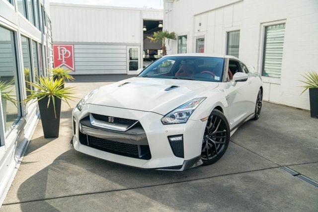 2019 Nissan GT-R Premium