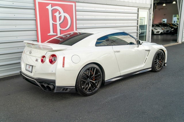 2019 Nissan GT-R Premium