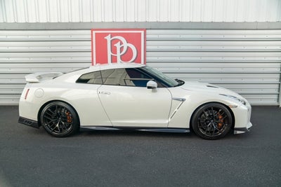 2019 Nissan GT-R Premium