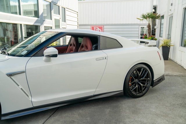 2019 Nissan GT-R Premium