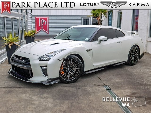 2020 Nissan GT-R Premium
