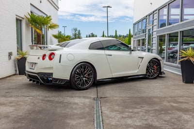 2020 Nissan GT-R Premium