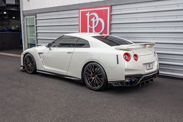 2020 Nissan GT-R Premium