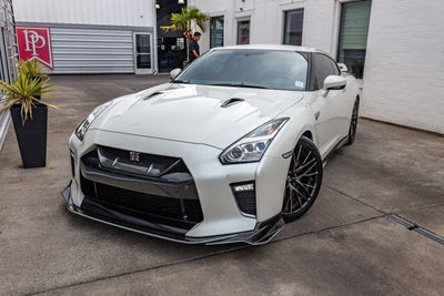 2020 Nissan GT-R Premium