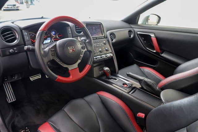 2014 Nissan GT-R Black Edition