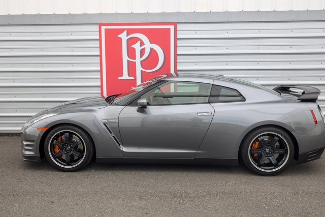 2014 Nissan GT-R Black Edition