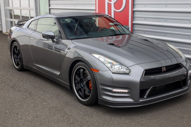 2014 Nissan GT-R Black Edition
