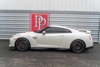 2020 Nissan GT-R Premium